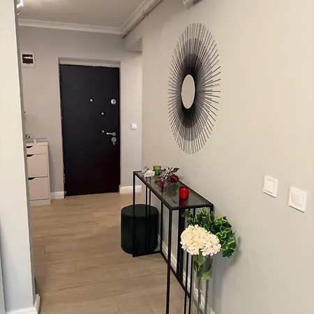Cozy Promenada Mall Apartment Craiova