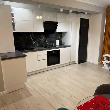 Cozy Promenada Mall Apartment Craiova