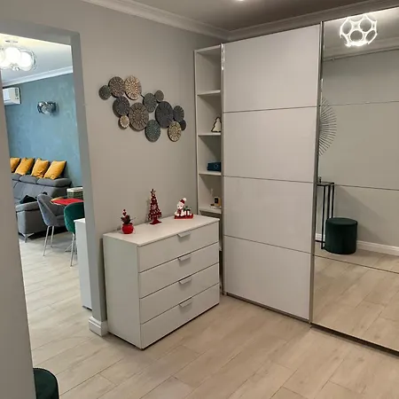 Cozy Promenada Mall Craiova