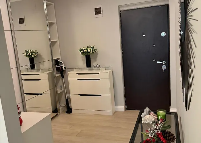 Cozy Promenada Mall *